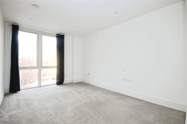 Gaumont Place, London, SW2 4GB - Photo 1