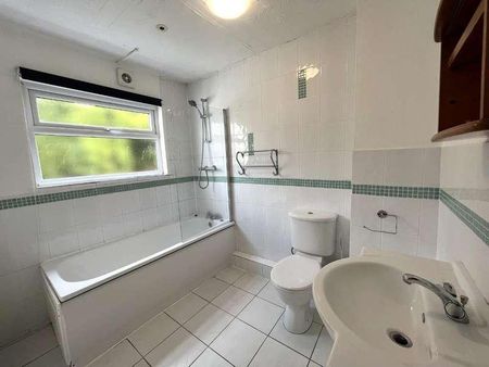 West Street, Penryn, TR10 - Photo 3