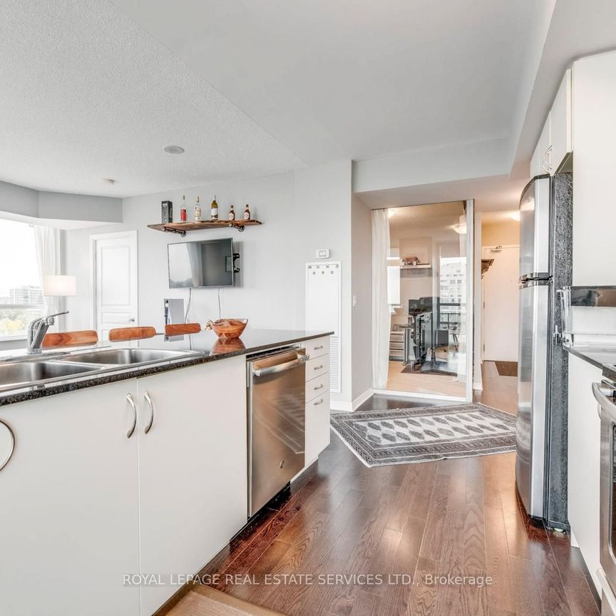 For Lease - 2240 Lake Shore Boulevard Unit# 802, Toronto, Ontario - Photo 1