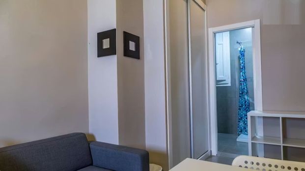 Carrer Almirall Cadarso, Valencia, Valencian Community 46005 - Photo 1