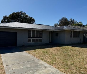 NEAT AND TIDY - Photo 6