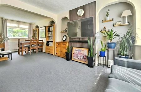 3 bedroom house to rent Thurlestone Road, Birmingham, West Midlands, B31 - Photo 3