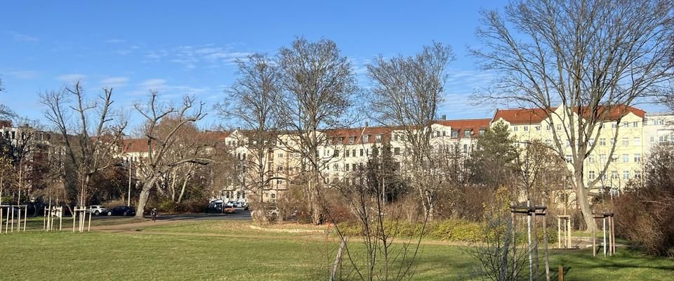 Erstbezug nach umfangreicher Modernisierung - Schickes Appartement mit EBK - Photo 1