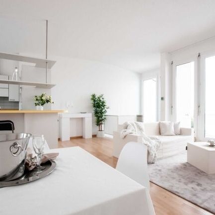 Living in the Mühlefeld shopping center - Photo 1