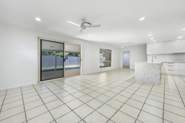 33 Satinash Place, - Photo 1