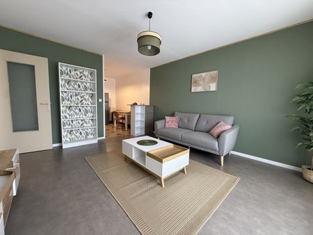 Location Appartement 2 pièces 47m² COGNAC 16100 - Photo 3