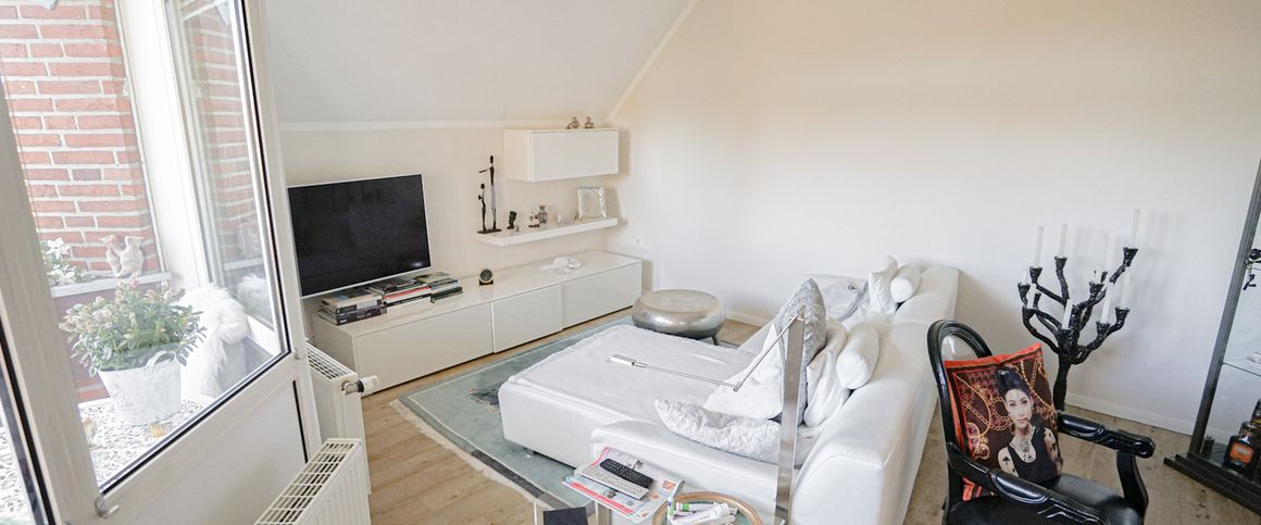 Bad Zwischenahn-Auf dem Hohen Ufer: 2 Zi.-Whg., der Besichtigungstermin hat ber ... - Photo 1