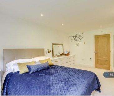 2 bedroom maisonette to rent - Photo 3