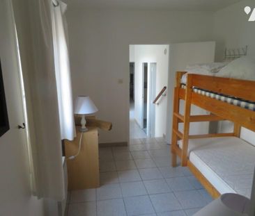 Appartement au 2ème étage sans ascenseur - Photo 4