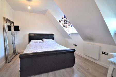 1 bedroom apartment to rent - Photo 2