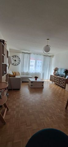 GENEVA CENTER 4-ROOM WITH BALCONY & CLOSED BOX - Photo 5