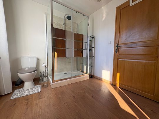 Appartement meublé T2 haut de Villa vue mer d'environ 45 m2 à louer à Carry-le-Rouet, - Photo 1