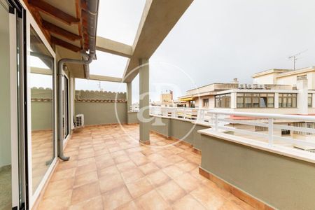 2 bedroom luxury penthouse for rent in Palma de Mallorca, Spain - Photo 4