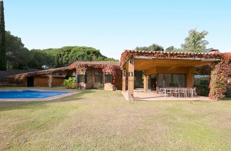 Casa o chalet de alquiler en Passeig de la Gleva, Bell - Aire - Photo 5