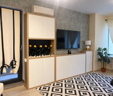 Unirii - 13 Septembrie, Apartament 2 camere decomandat de inchiriat | Marriott Unirii | Central, elegant, linistit - Fotografie 3