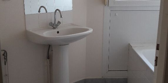 Location Appartement 2 pièces 36m² - Photo 2