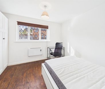 2 bedroom Town house to rent - Photo 5