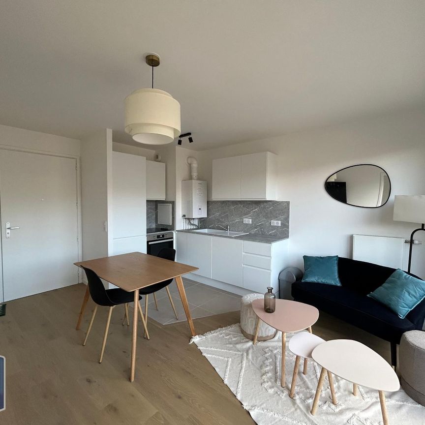 Location Appartement 2 pièces 37m² SURESNES 92150 - Photo 1