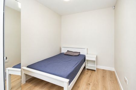 1 bed Shared House for Rent - Photo 3
