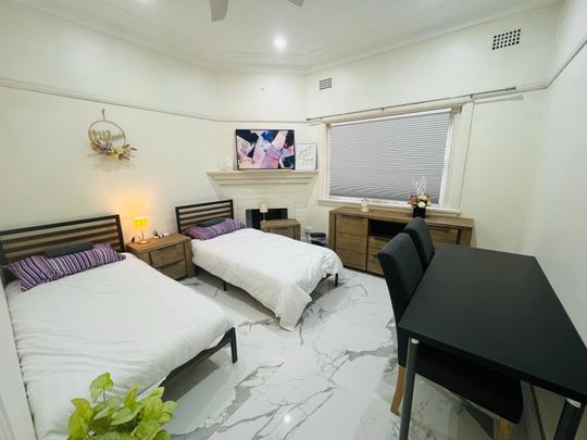 Canterbury - Photo 1