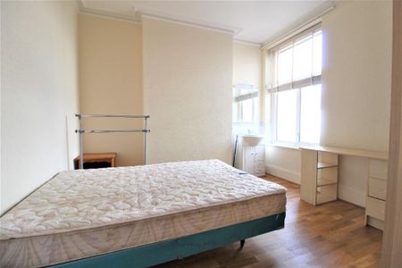 5 bedroom terraced house to rent - Photo 5