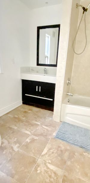 For Lease - 271 Hallam Street Unit# 1 Bedroom, Toronto, Ontario - Photo 2