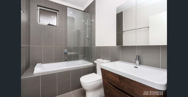 Custom Built Rear Unit - Photo 1