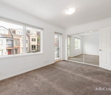 11 Nunan Street, Brunswick East VIC 3057 - Townhouse For Rent | Domain - Photo 3