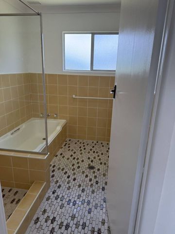 River Views! - Photo 3