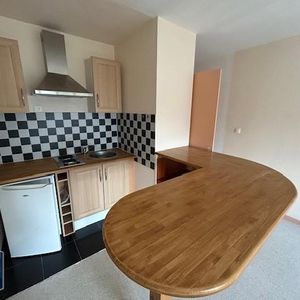 Location Appartement 1 pièce 25m² BOURGES 18000 - Photo 2