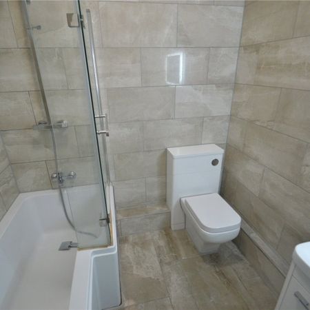 125 High Street, Berkshire, Slough,SL1 - Photo 3