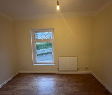 Parry Road, Morriston, Swansea, SA6 7DS - Photo 3