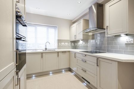 Adelaide Road, Belsize Park, London, NW3 - Photo 5