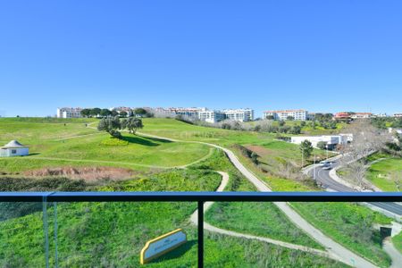 Apartamento T1 Novo com Vista Deslumbrante para Campo de Golfe no Lumiar | Lisboa - Photo 5