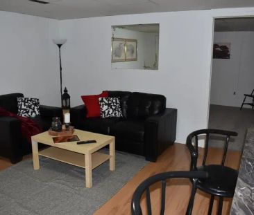 Move In Ready Furnished Two Bedroom Centrally Located Unit | 9431 7... - Photo 1