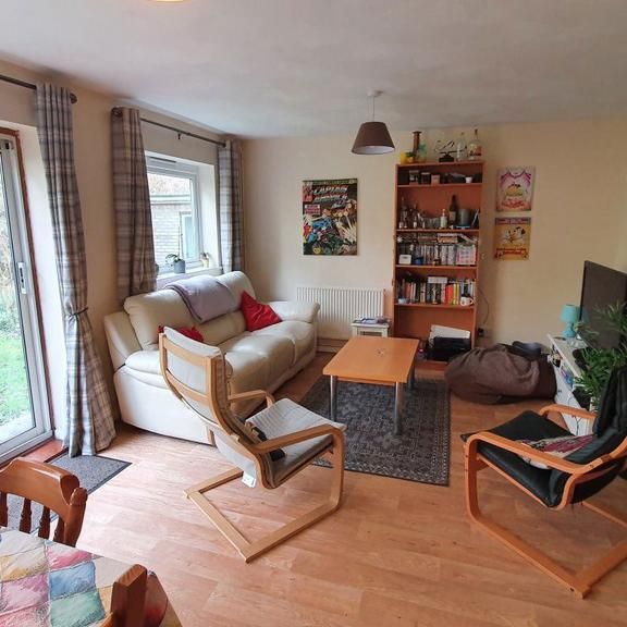 4 bedroom house to rent - Photo 1