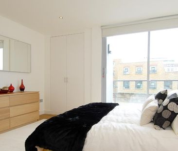 8 Dereham Place, Shoreditch, EC2A - Photo 2