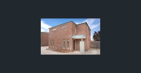 Modern living in the heart of Town! - Photo 5