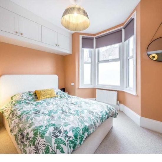 Double room in Clapham garden flat - Photo 1