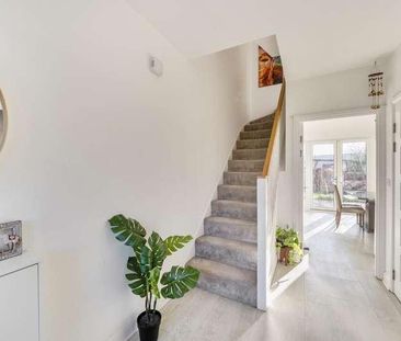 London, Colindale, NW9 - Photo 4