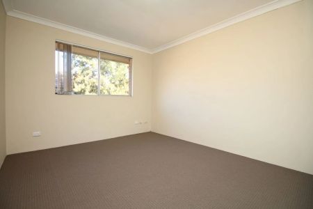 30/11a Betts Street, - Photo 2