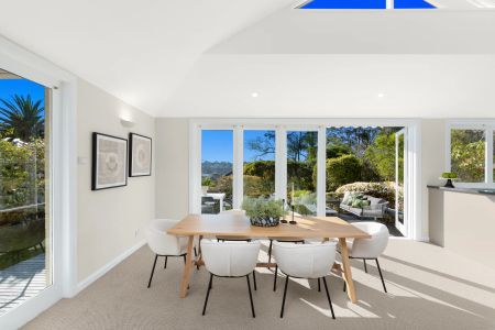 Spacious Family Home in Prime Northbridge Location - Photo 3
