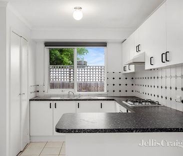 12 Barron Way, Yallambie - Photo 1