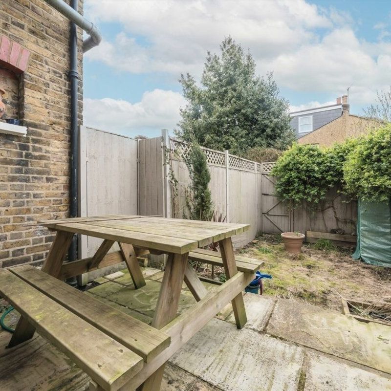 Cumberland Road, W7, London - Photo 1