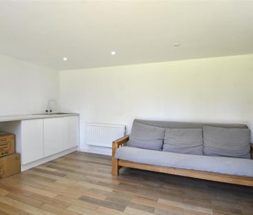 3 bedroom cottage to rent - Photo 1