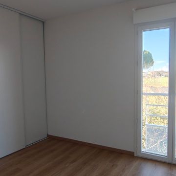Location Appartement 4 pièces 84m² AUSSONNE 31840 - Photo 1