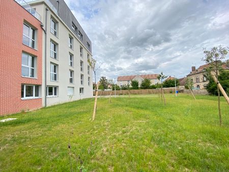 Location Appartement 1 pièce 22m² - Photo 3