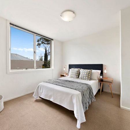 Location location! - Photo 3