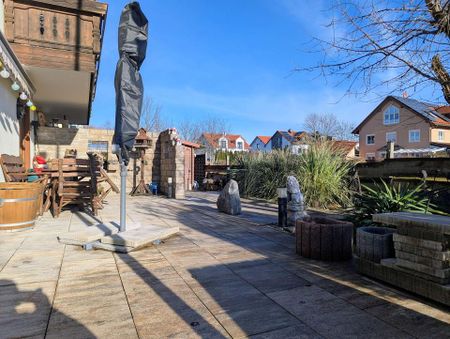 Viel Platz! Wohnen mit Hauscharakter - 4-Zimmer-Wohnung über zwei Etagen! - Photo 3