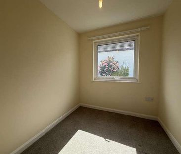 Trevelthan Road, Redruth, TR16 - Photo 4